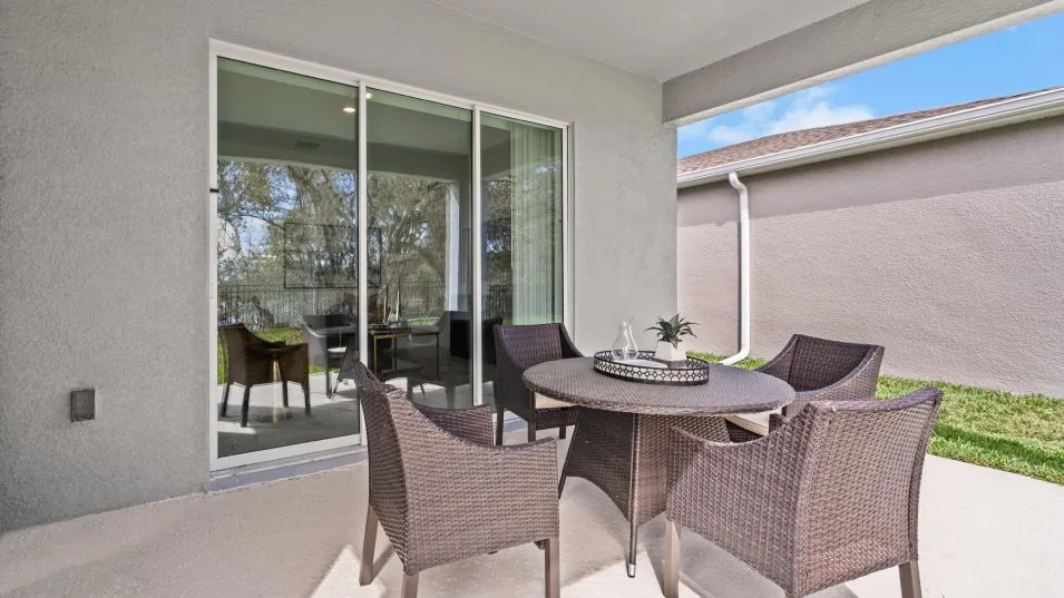 Patio do modelo Riviera no Wellness Ridge Clermont FL, casa Lennar em Orlando para brasileiros