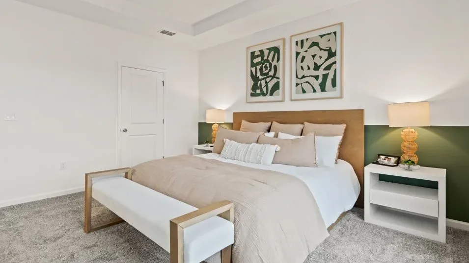 Suíte master do modelo Sienna no Wellness Ridge Clermont FL, casa Lennar em Orlando para brasileiros