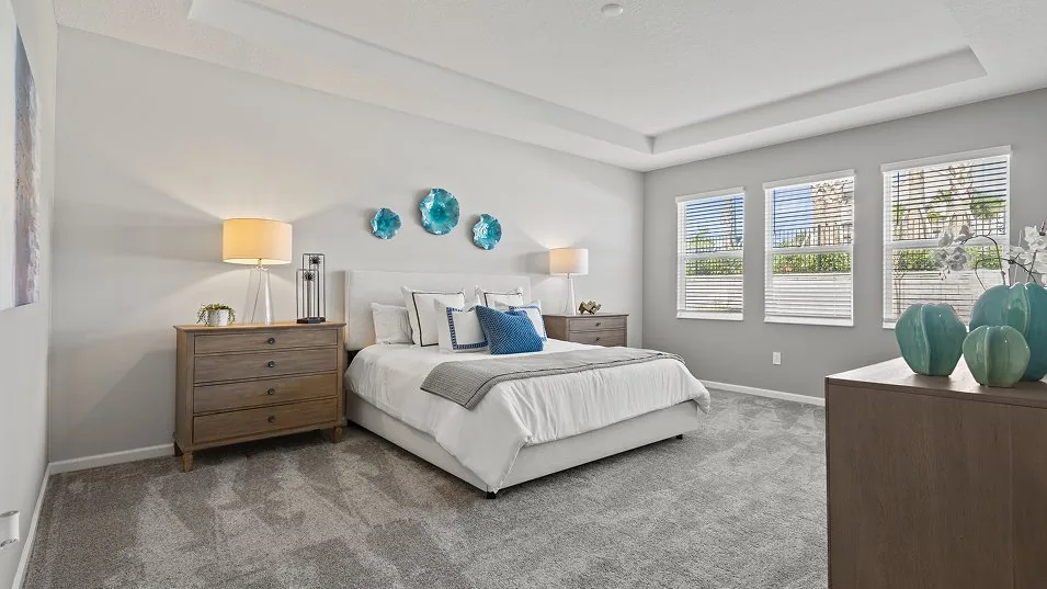 Suíte master do modelo Estero no Wellness Ridge Clermont FL, casa Lennar em Orlando para brasileiros