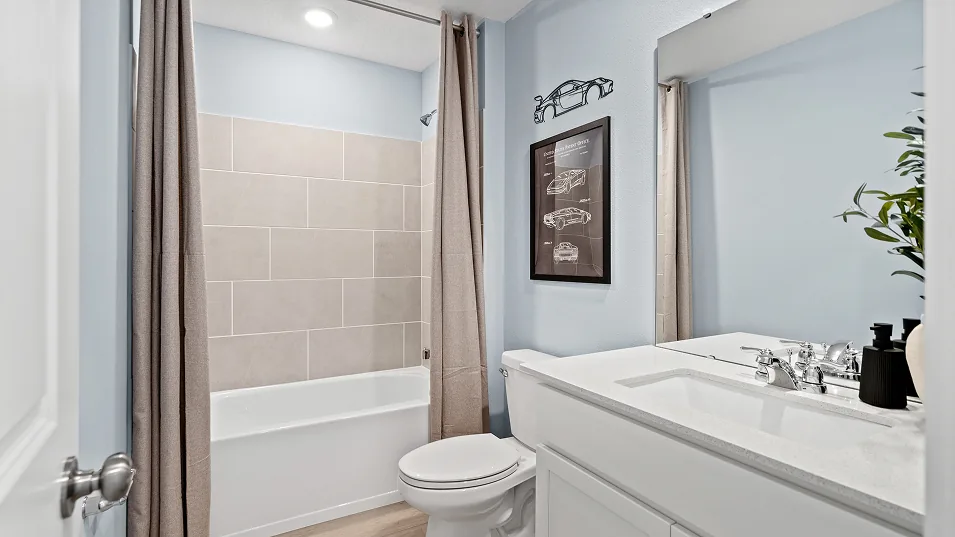 Banheiro 3 do modelo Dylan no Wellness Ridge Clermont FL, casa Lennar em Orlando para brasileiros