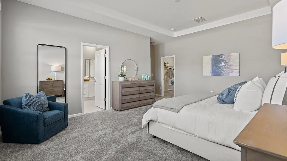Suíte master do modelo Estero no Wellness Ridge Clermont FL, casa Lennar em Orlando para brasileiros