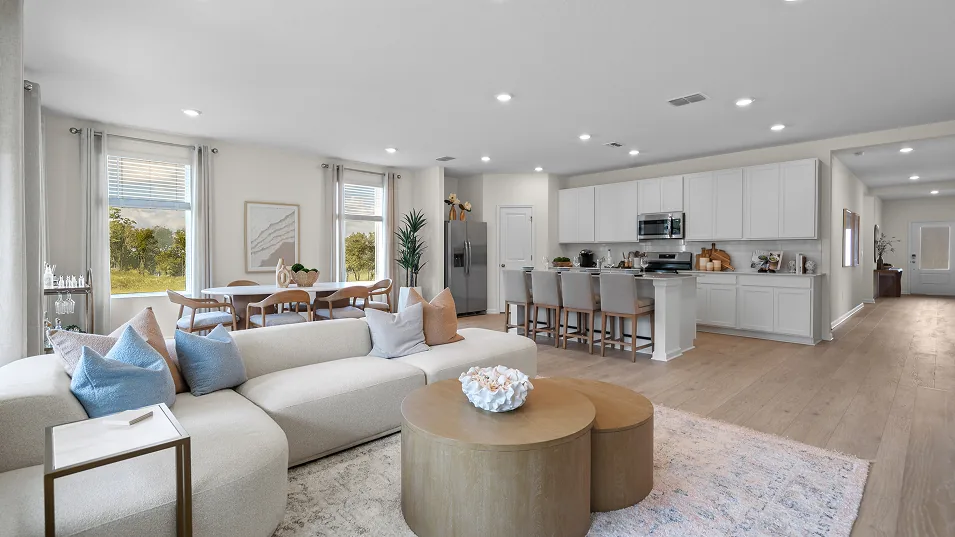 Sala de estar do modelo Jagger no Wellness Ridge Clermont FL, casa Lennar em Orlando para brasileiros