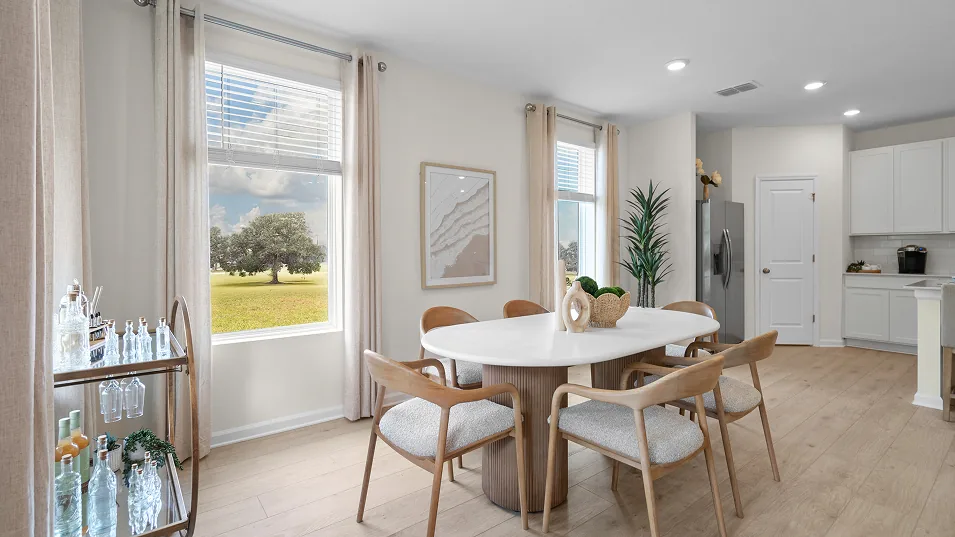 Sala de jantar do modelo Jagger no Wellness Ridge Clermont FL, casa Lennar em Orlando para brasileiros