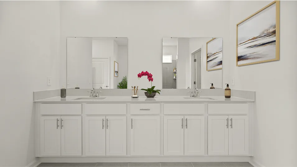 Banheiro da suíte master do modelo Summerlin no Wellness Ridge Clermont FL, casa Lennar em Orlando para brasileiros