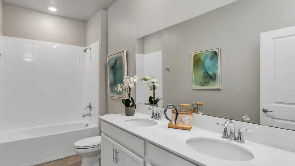Terceiro banheiro do modelo Delray no Wellness Ridge Clermont FL, casa Lennar em Orlando para brasileiros