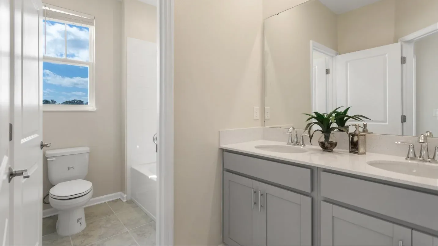 Terceiro banheiro do modelo Cascade no Wellness Ridge Clermont FL, casa Lennar em Orlando para brasileiros